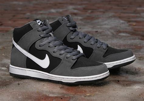 grey nike dunks|grey Nike dunks high tops.